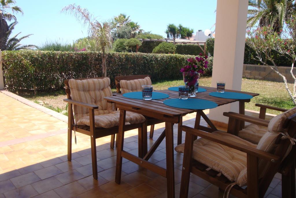 Cala Vigliena Il Sole Negli Occhi Villa Punta Braccetto Room photo
